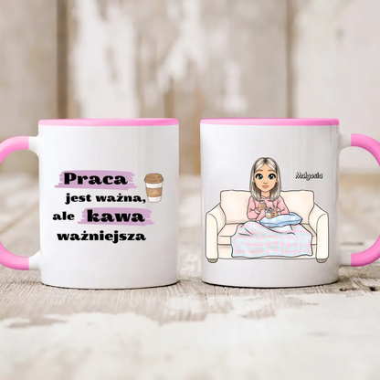 Kubek personalizowany dla kobiety | motyw z kobietą na kanapie #31