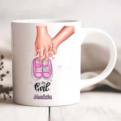 Kubek personalizowan na narodziny dziewczynki IT'S A GIRL | motyw z bucikami #P7
