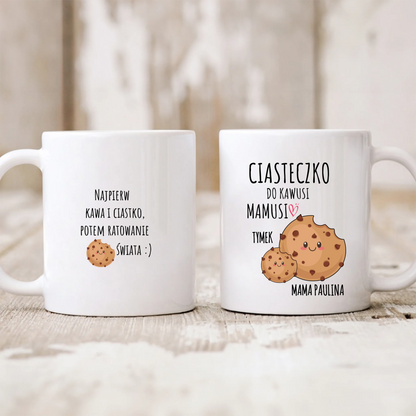 Kubek personalizowany dla mamy CIASTECZKO DO KAWUSI MAMUSI | zabawny motyw z rodziną ciasteczek #8900