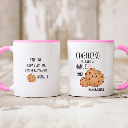 Kubek personalizowany dla mamy CIASTECZKO DO KAWUSI MAMUSI | zabawny motyw z rodziną ciasteczek #8900