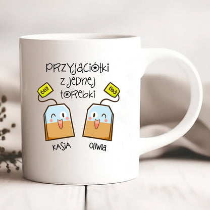 Kubek personalizowany dla przyjaciółek PRZYJACIÓŁKI Z JEDNEJ TOREBKI | zabawny motyw z herbatą #501