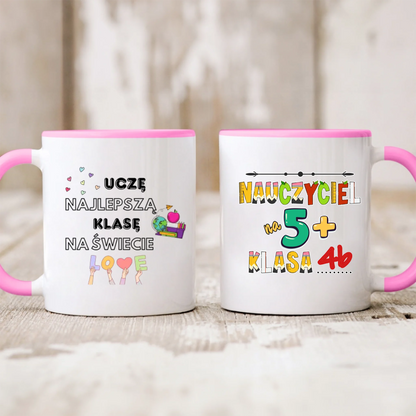 Kubek personalizowany dla nauczyciela UCZĘ NAJLEPSZĄ KLASĘ NA ŚWIECIE. NAUCZYCIEL NA 5+ | z personalizacją numeru klasy #154