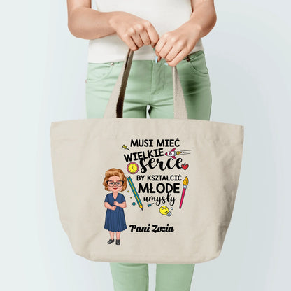 Torba personalizowana dla nauczycielki MUSI MIEĆ WIELKIE SERCE | motyw szkolny #402