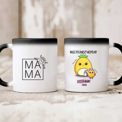 Kubek personalizowany dla mamy i dziecka NASZ PIERWSZY WSPÓLNY DZIEŃ MAMY | motyw z ananasami #573