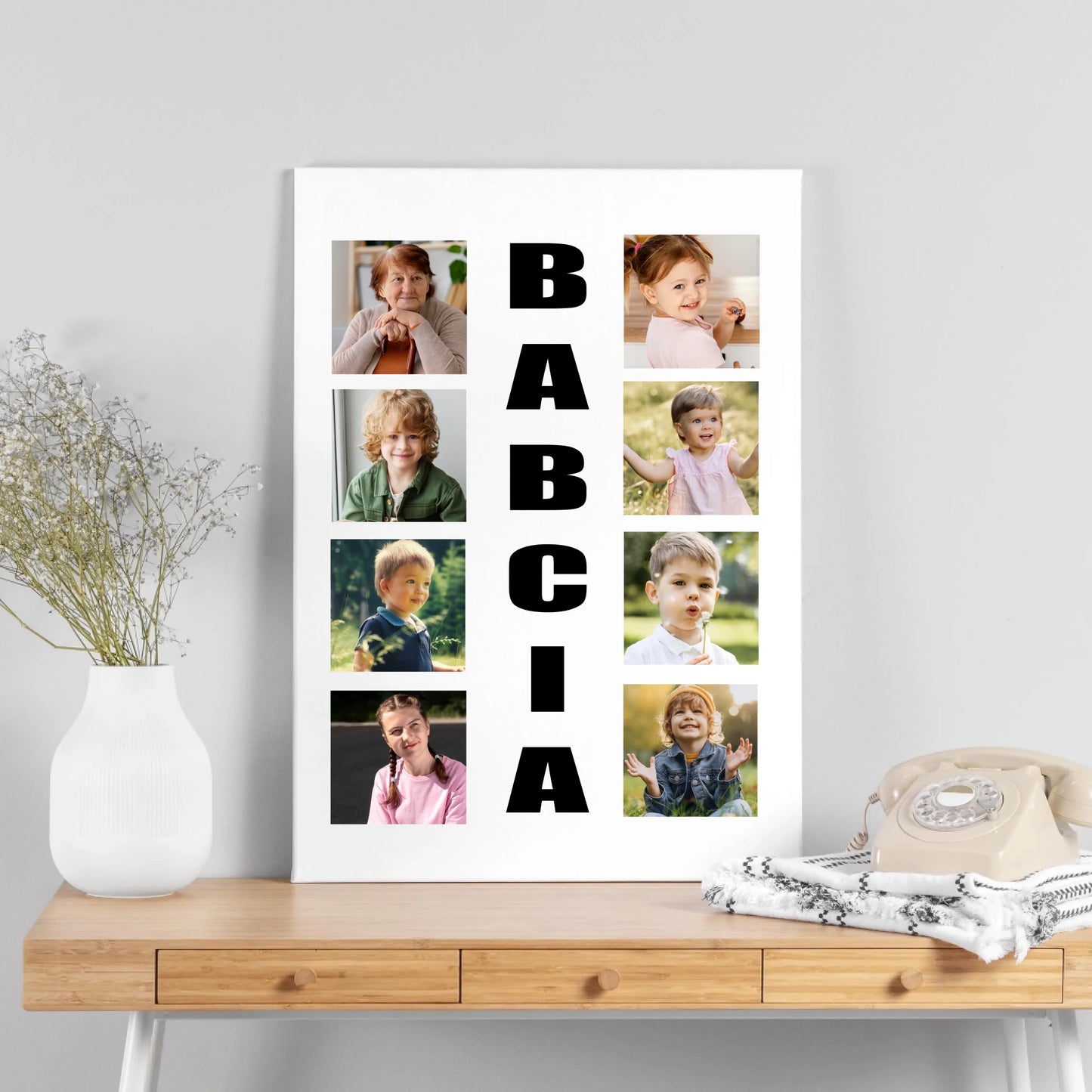 frame-mock-up-table-beside-vase kopia