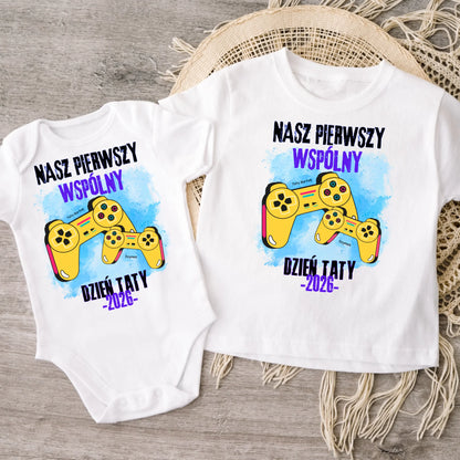 Koszulka personalizowana dla taty i dziecka NASZ PIERWSZY WSPÓLNY | motyw z padami do gier #7912