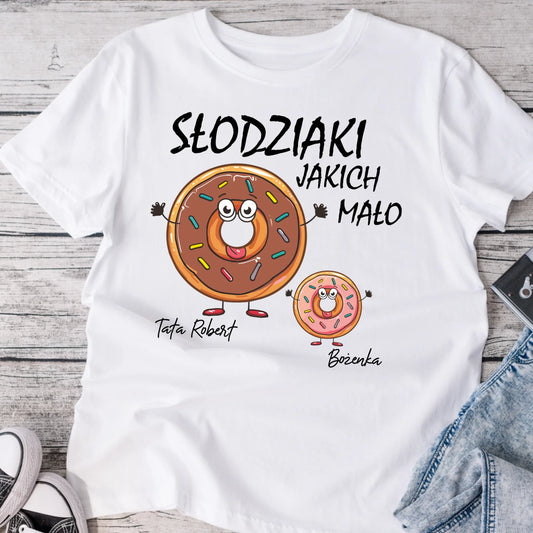 Koszulka personalizowana dla taty i dziecka SŁODZIAKI JAKICH MAŁO | motyw z uroczymi donutami #225
