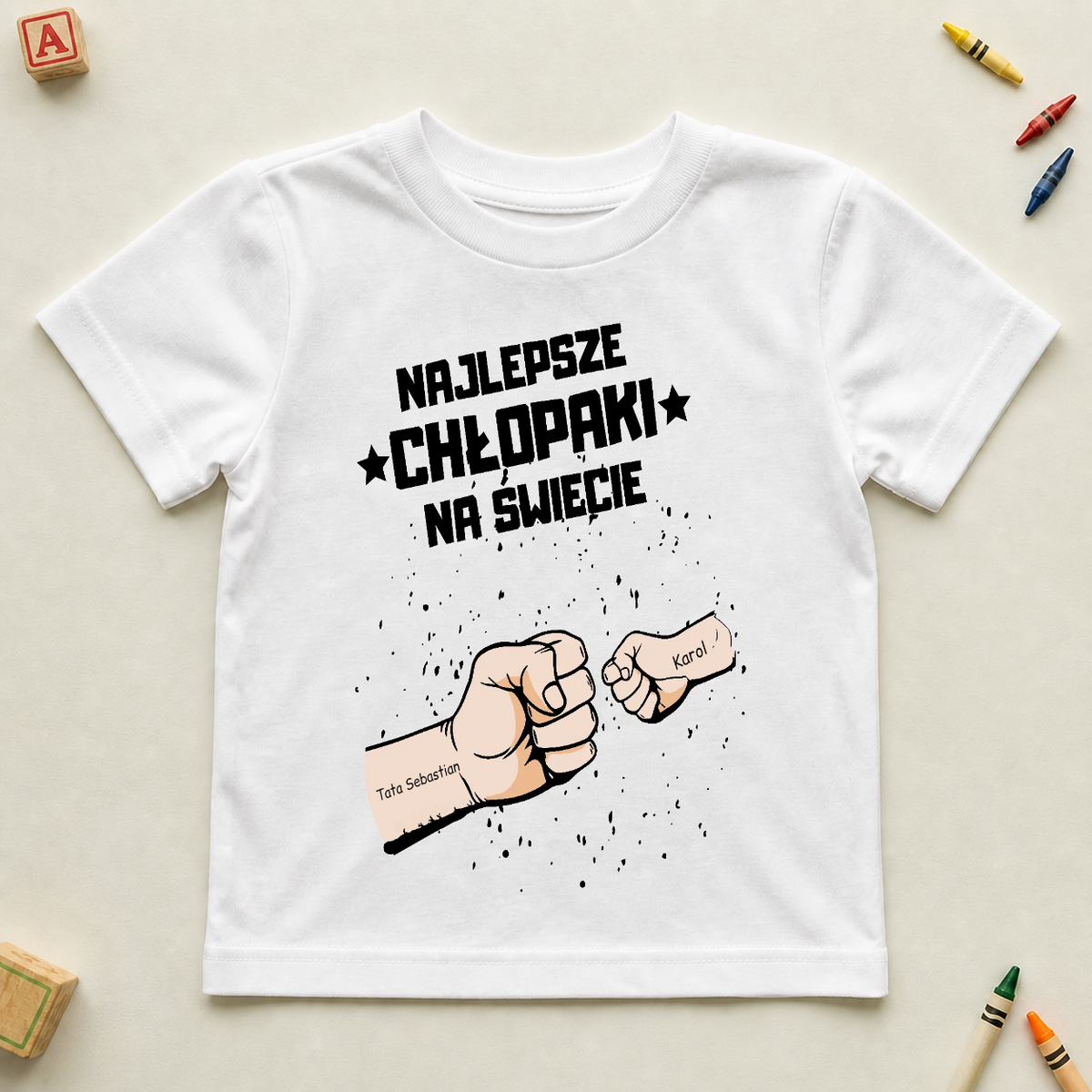 Koszulka personalizowana dla chłopaków NAJLEPSZE CHŁOPAKI | motyw z pięściami #14214 — mockup cmtomz0v02ke8qy2jki5i3j4t